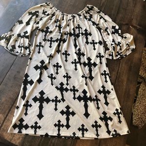 Boutique Cross Dress small